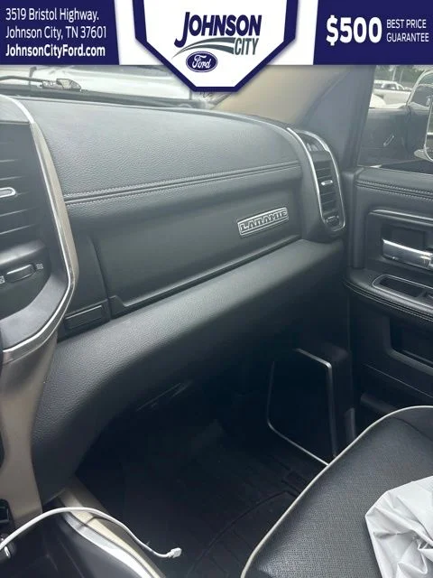 Used 2021 Silver Ram Laramie image 19