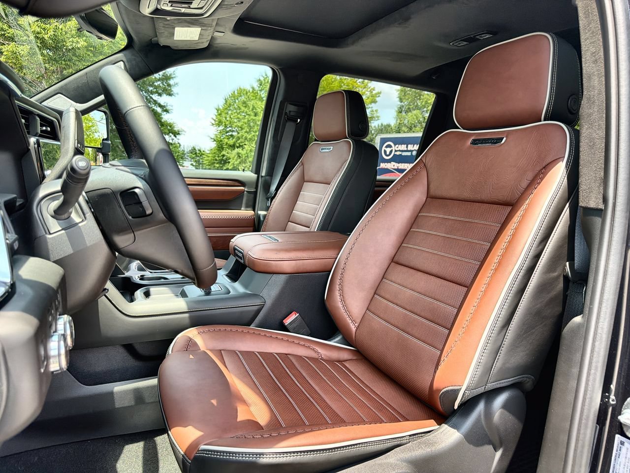 2026 GMC Sierra 2500HD Denali Ultimate - Photo 16