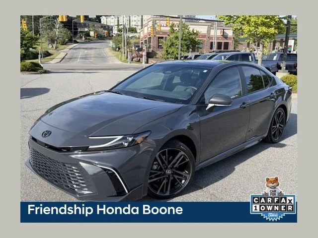 Used 2025  Toyota XSE image 1