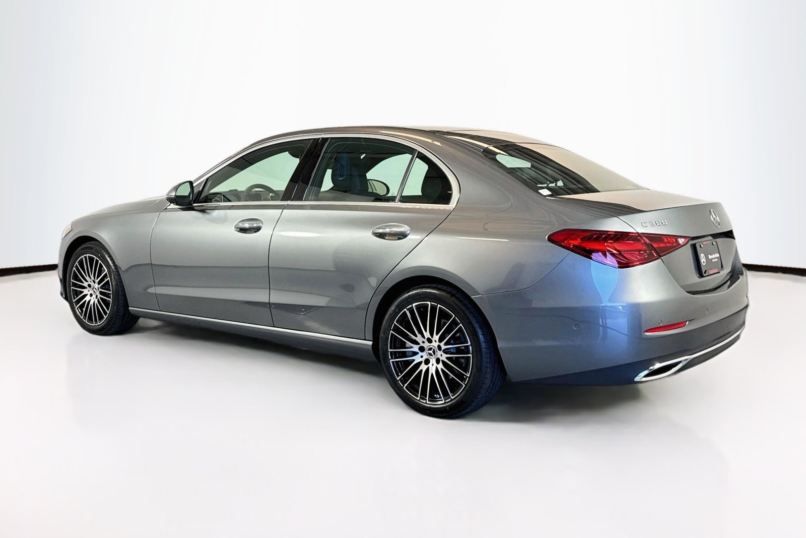 New 2026 Selenite Grey Metallic Mercedes-Benz C 300 image 7