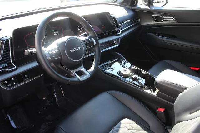 Used 2024 White Kia X-Line image 3