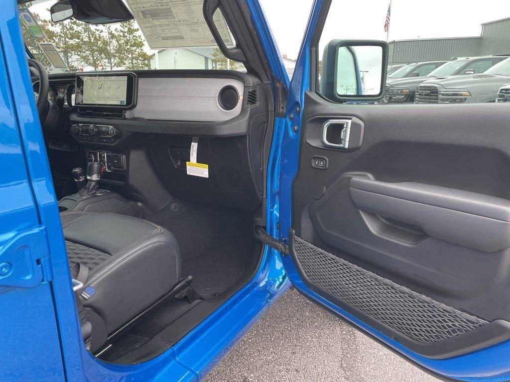 New 2026 Hydro Blue Pearlcoat Jeep Sport S image 37