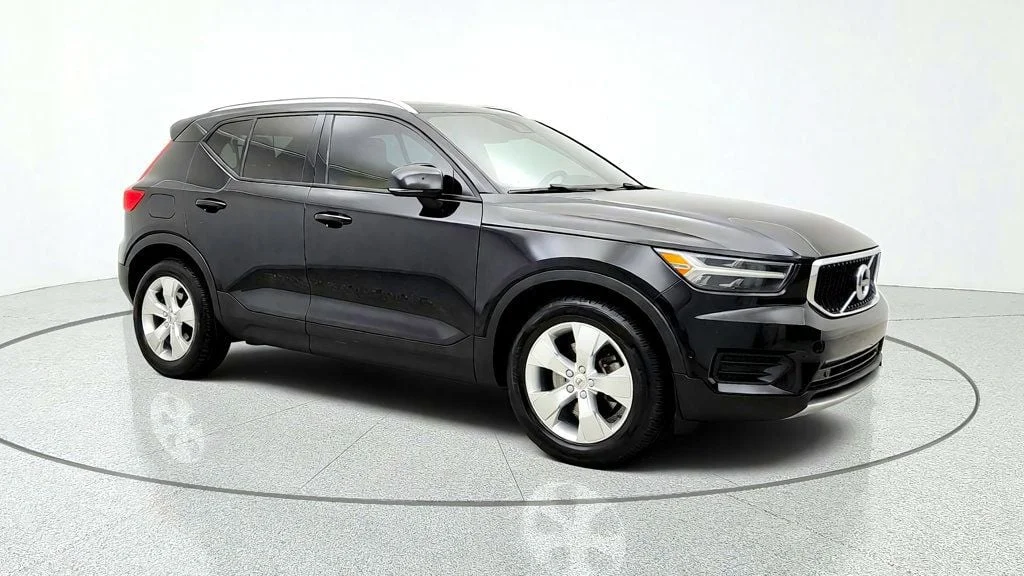 Used 2019 Black Stone Volvo T5 AWD Momentum w/ Premium, Vision & Multimedia Pkgs image 3