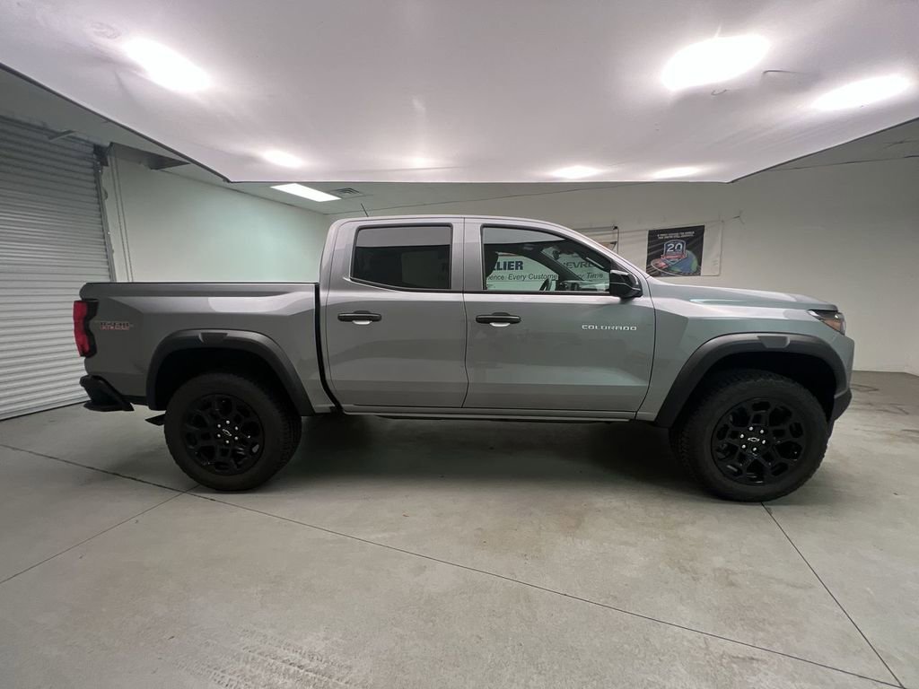 2026 Chevrolet Colorado Trail Boss - Photo 9