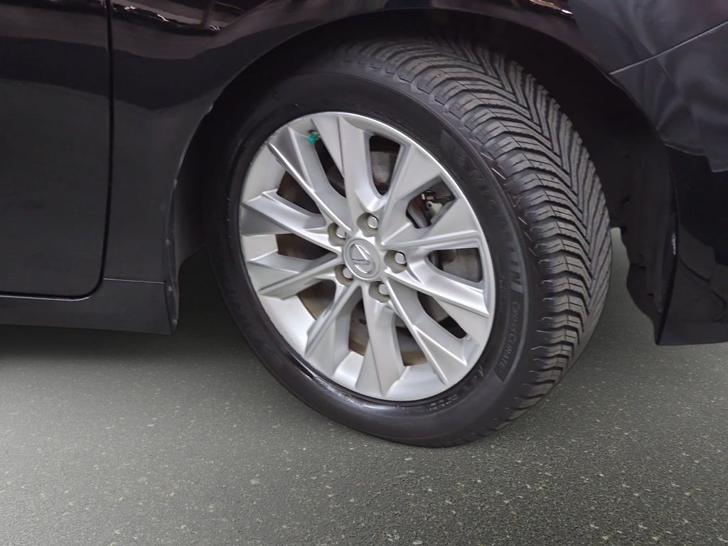 Used 2015 Obsidian Lexus 300h image 31