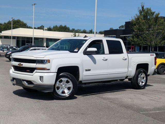 Used 2017 White Chevrolet LT image 1