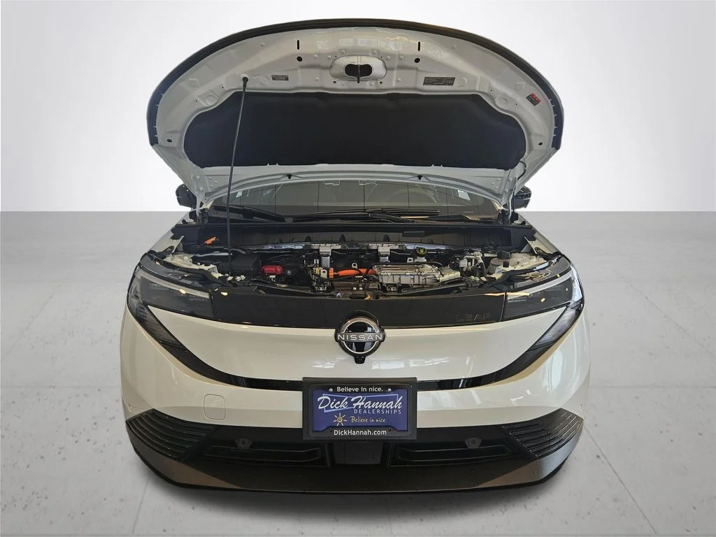 New 2026 Everest White Pearl TriCoat Nissan SV+ image 4