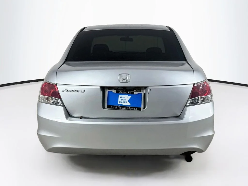 Used 2008 Silver Honda LX image 6