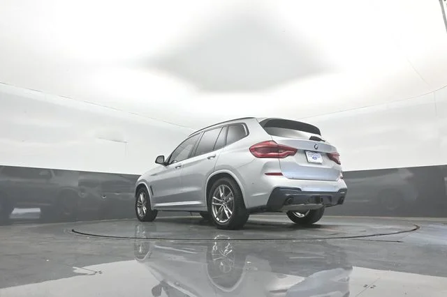 Used 2021 Silver BMW xDrive30i image 42
