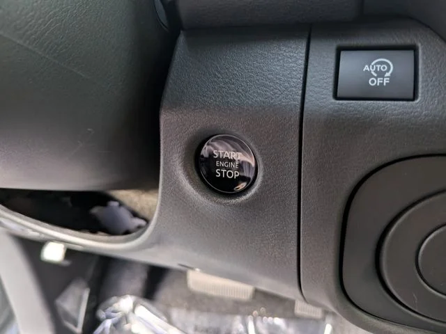 New 2026 Boulder Gray Pearl Nissan Crew Cab SV image 22