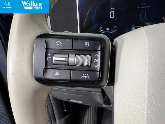 Used 2026 Gray Hyundai SEL image 27