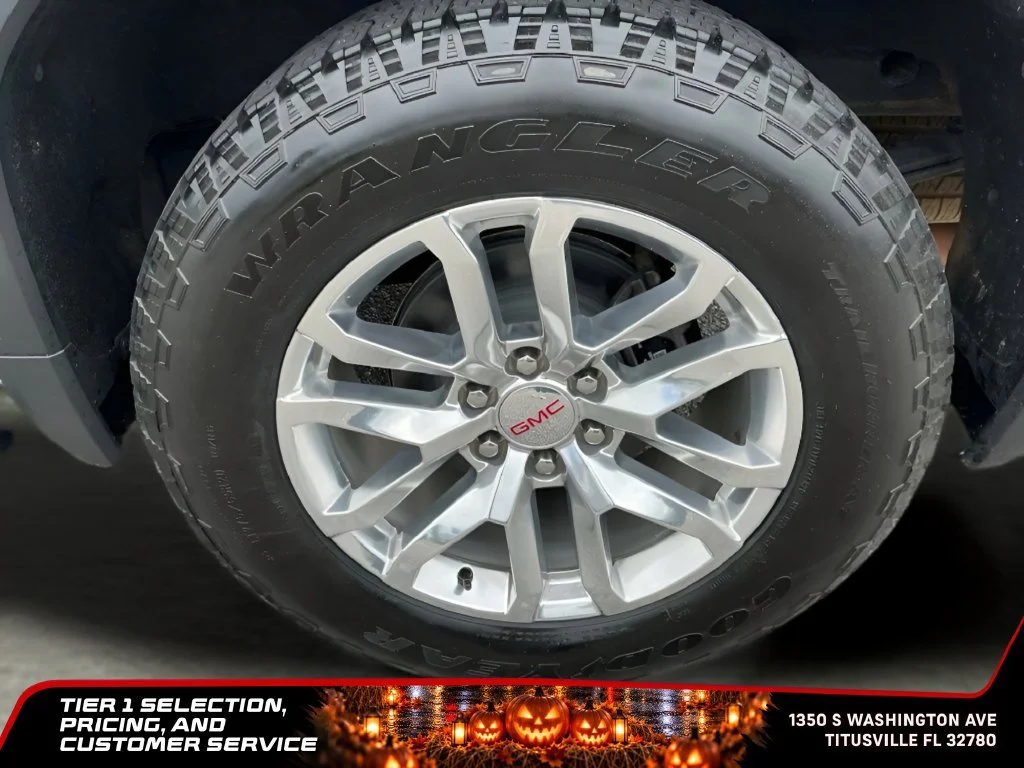 Certified Used 2019 SUMMIT WHITE GMC SLT image 19