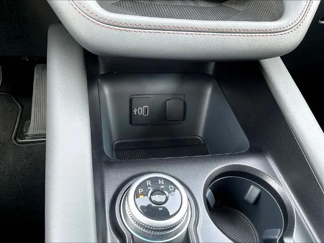 New 2026 Star White Metallic Tri-Coat Ford Active image 60
