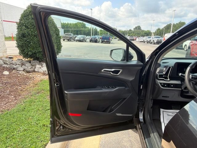 Used 2024 Black Kia LX image 23