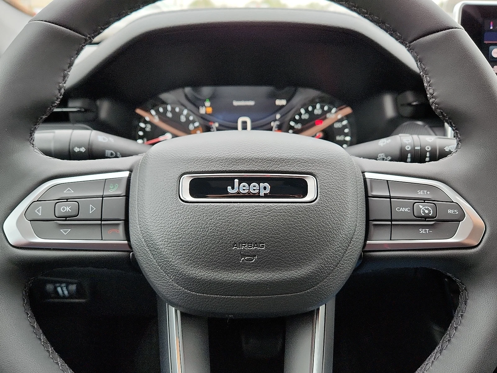 New 2026 Red Jeep LATITUDE ALTITUDE 4X4 image 19