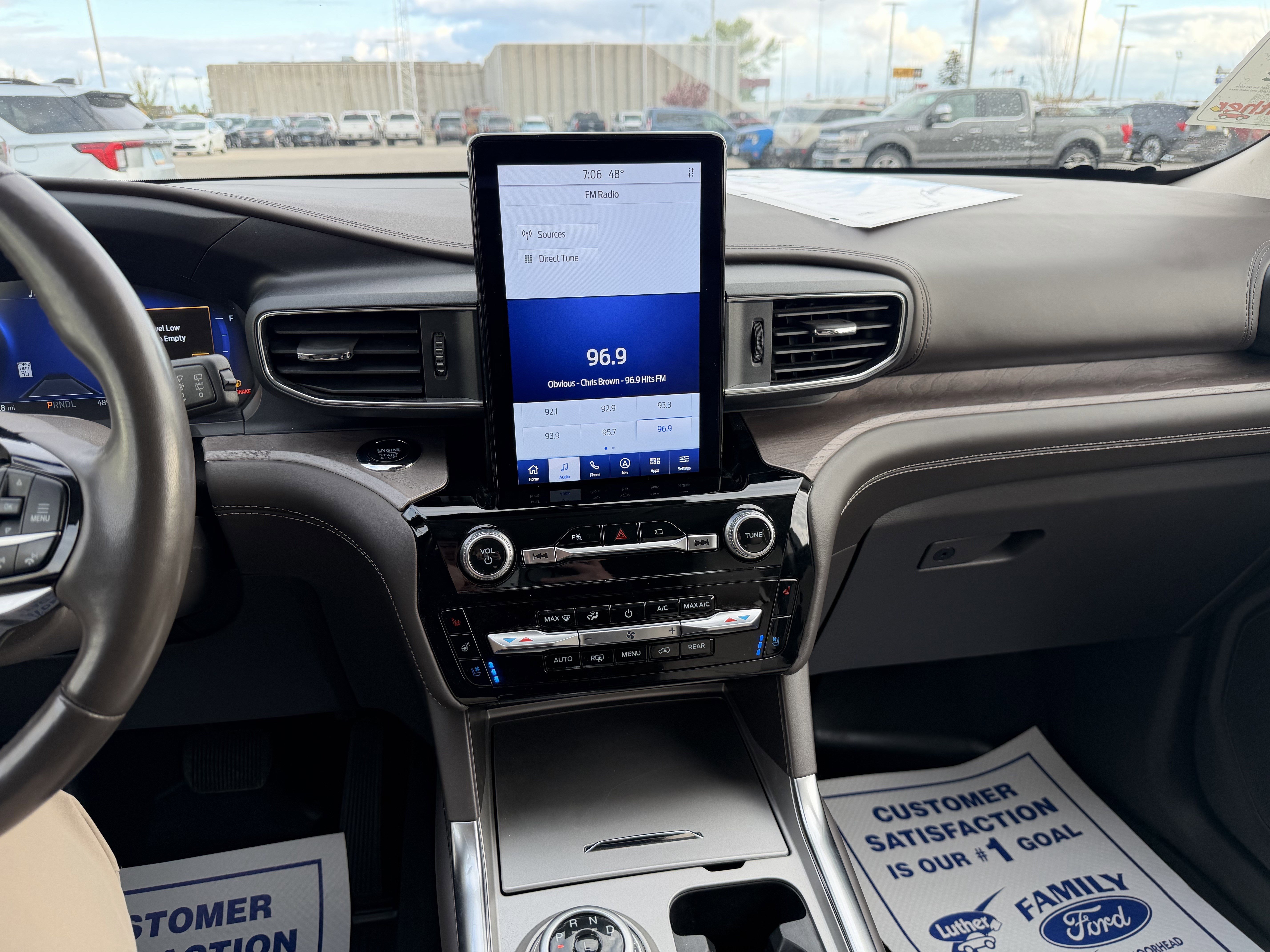 Certified Used 2023 Star White Ford Platinum image 10