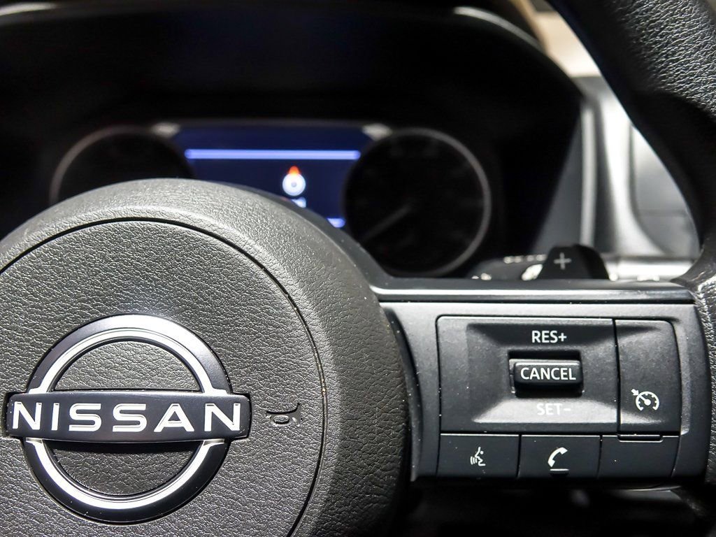 2023 NISSAN ROGUE - Image 17