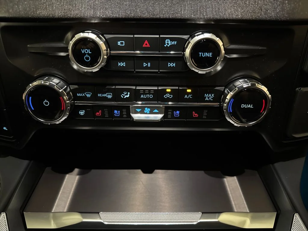 New 2026 Black Ford Platinum image 37