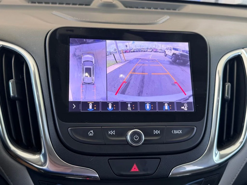 Used 2019 Silver Chevrolet Premier image 27