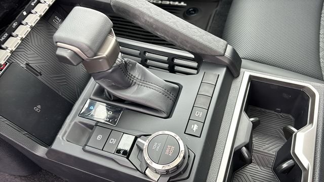 2025 Toyota Tacoma Limited - Photo 25