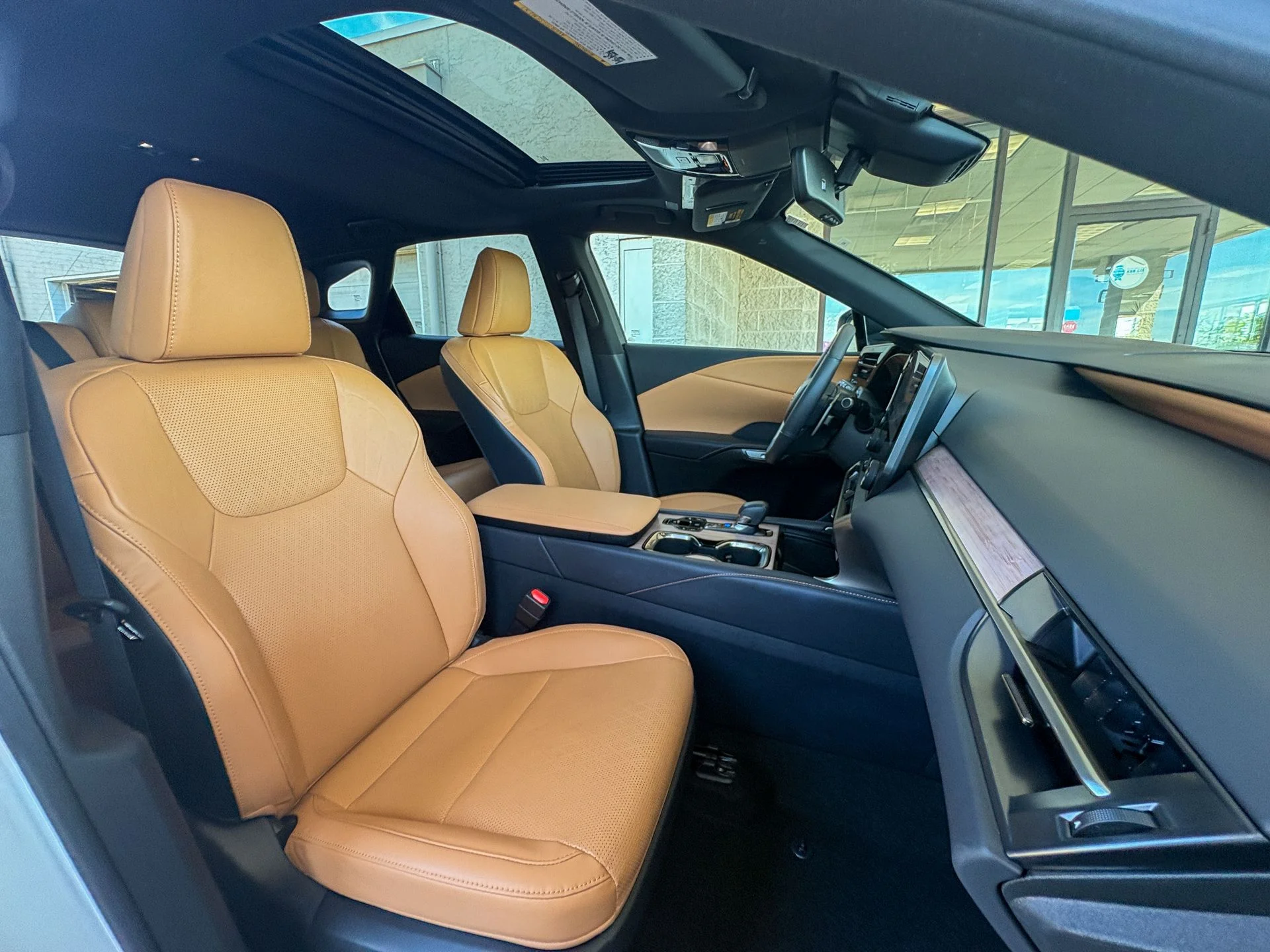 Used 2023 White Lexus 350 Premium Plus image 24