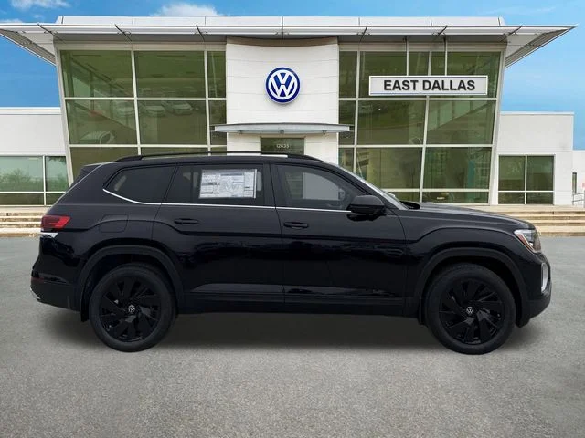 New 2026 Black Volkswagen 2.0T SE w/Technology image 2