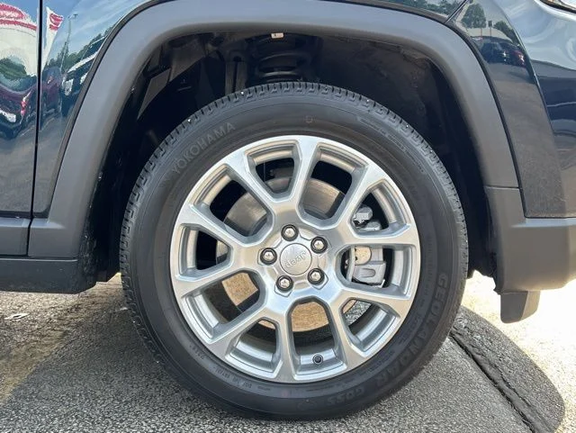 Used 2024 Blue Jeep Latitude Lux image 15