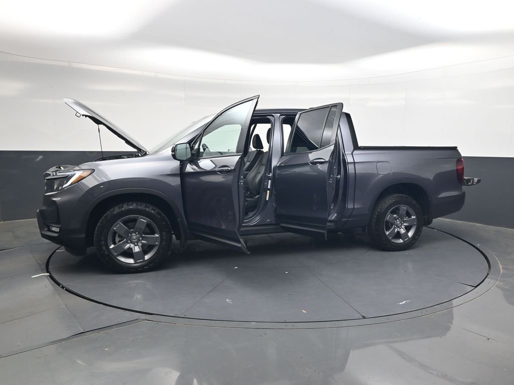 Used 2025 Gray Honda TrailSport image 51