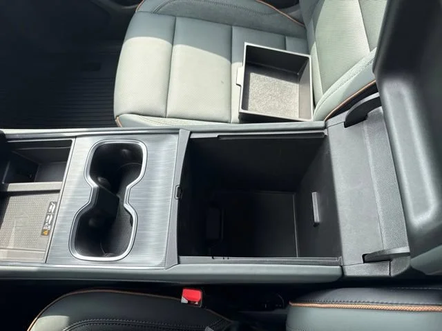 2026 GMC Acadia AT4 - Photo 35