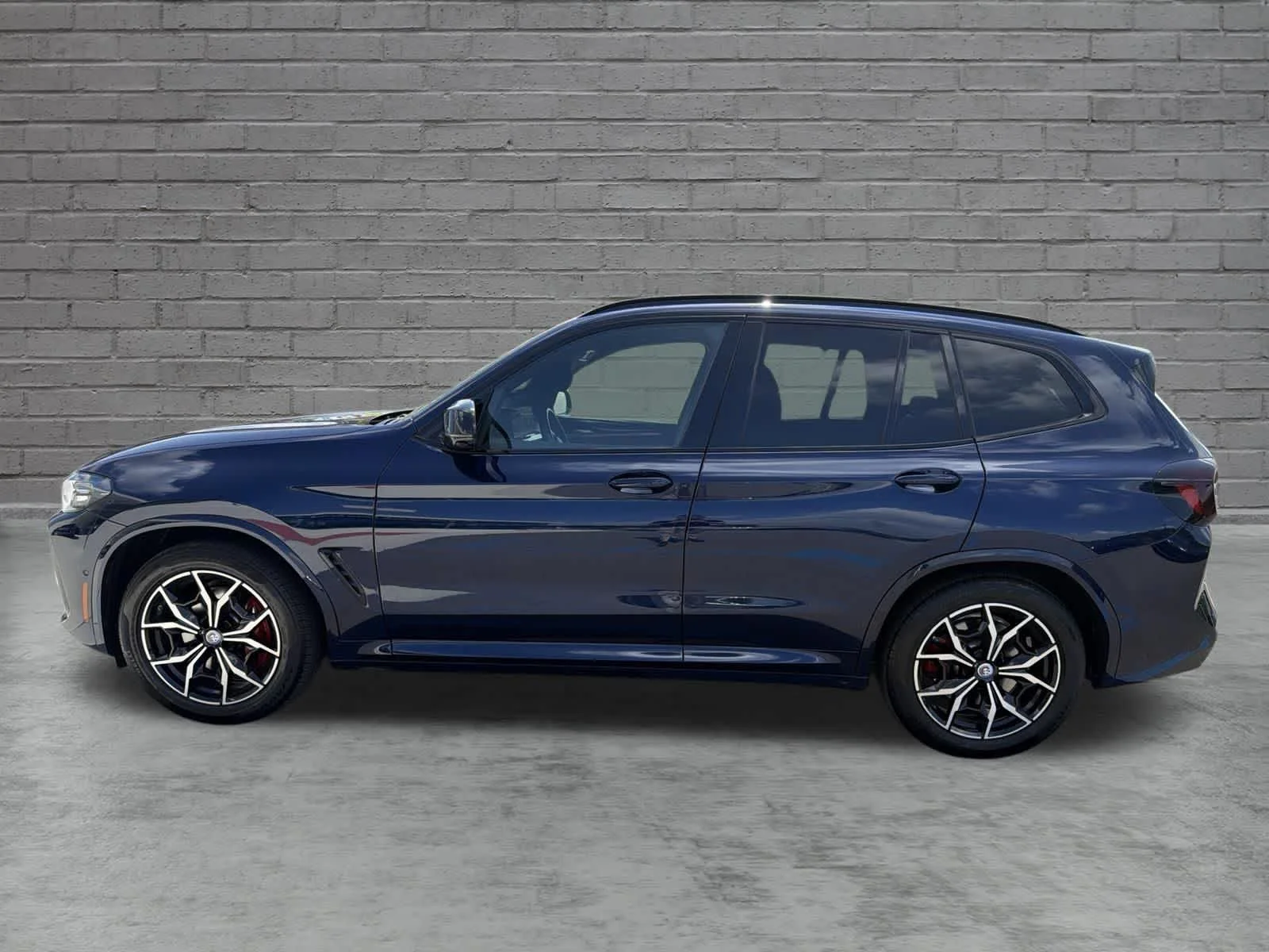 Used 2022 Tanzanite Blue II Metallic BMW M40i image 3