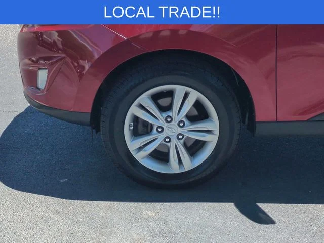 Used 2013 Red Hyundai GLS image 10