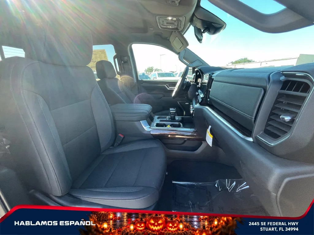 New 2026 Summit White GMC Elevation image 20