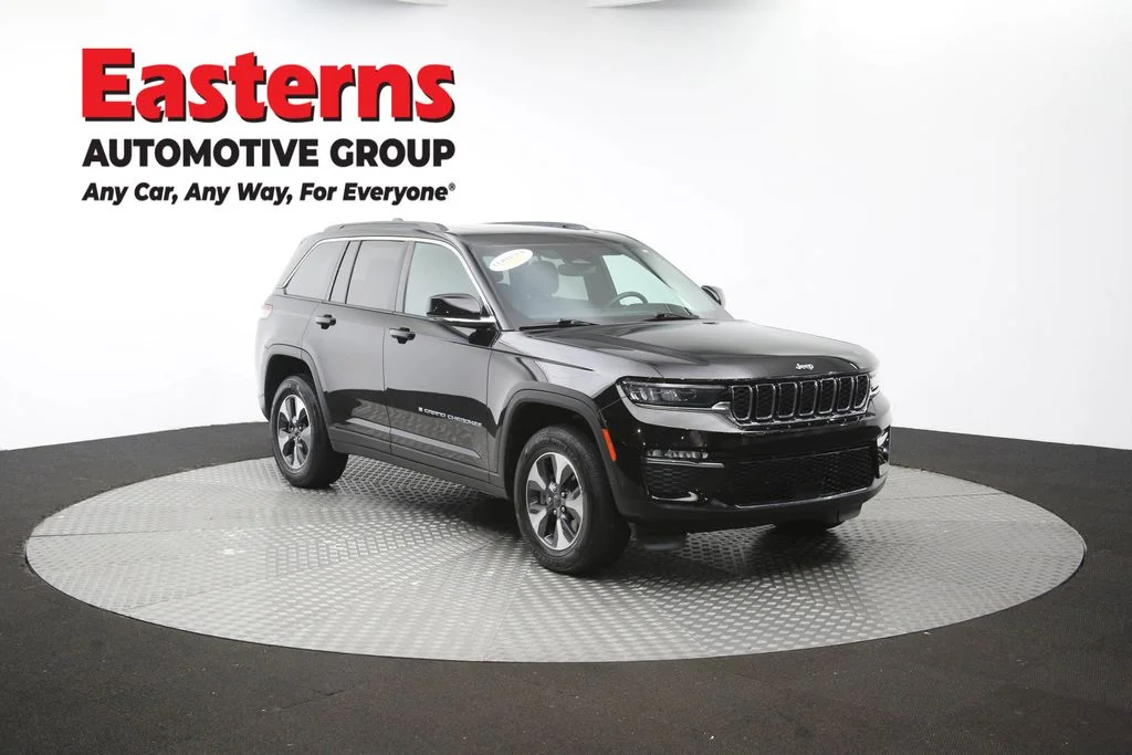 Used 2024 Black Jeep 4xe image 55