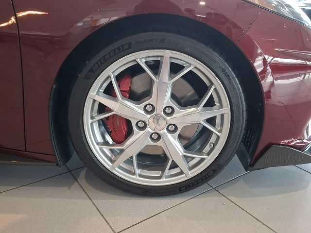 Used 2020 Red Chevrolet Stingray image 9