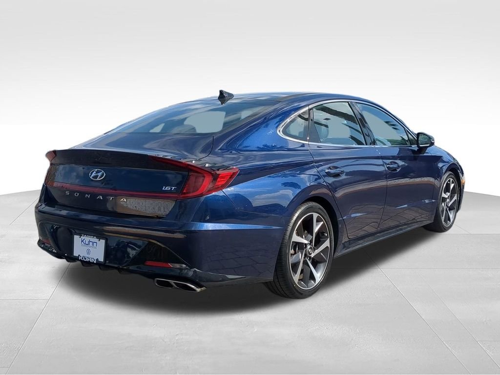 Used 2022 Blue Hyundai SEL Plus image 4