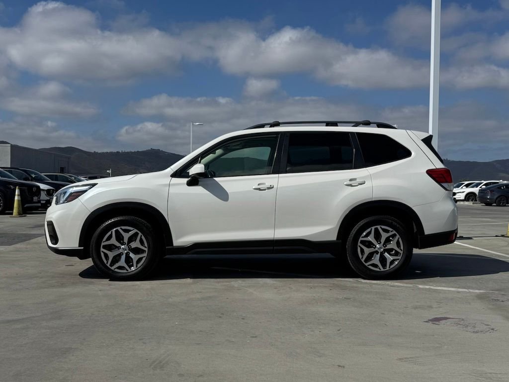 Used 2020 Crystal White Pearl Subaru Premium image 6