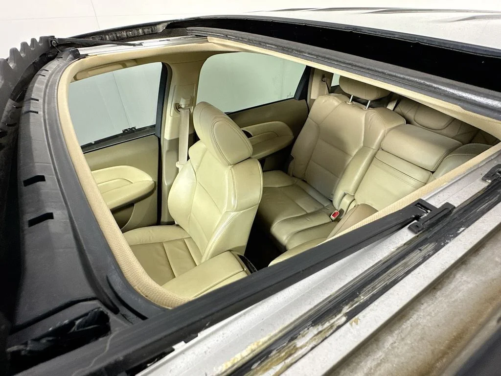 Used 2012 Black Acura Technology image 25