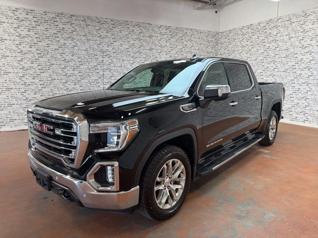 Used 2019 Black GMC SLT image 3