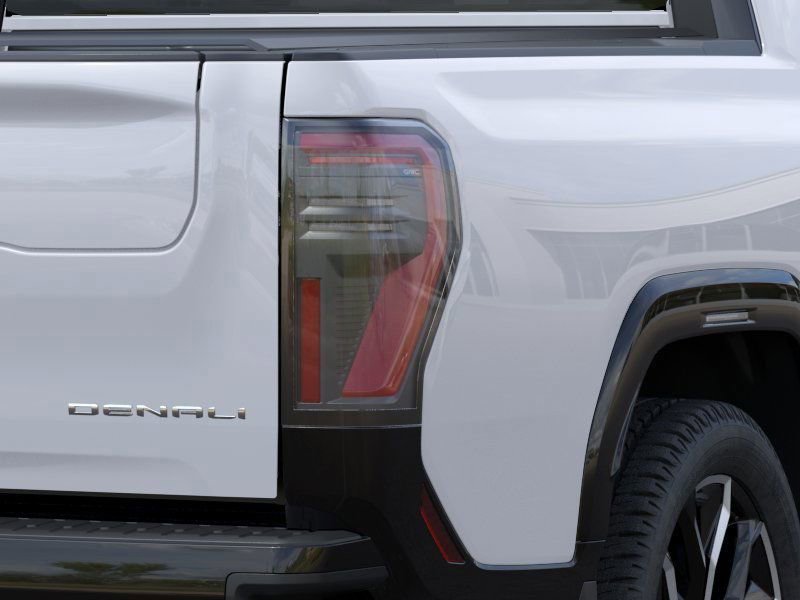 2025 GMC SIERRA - Image 17