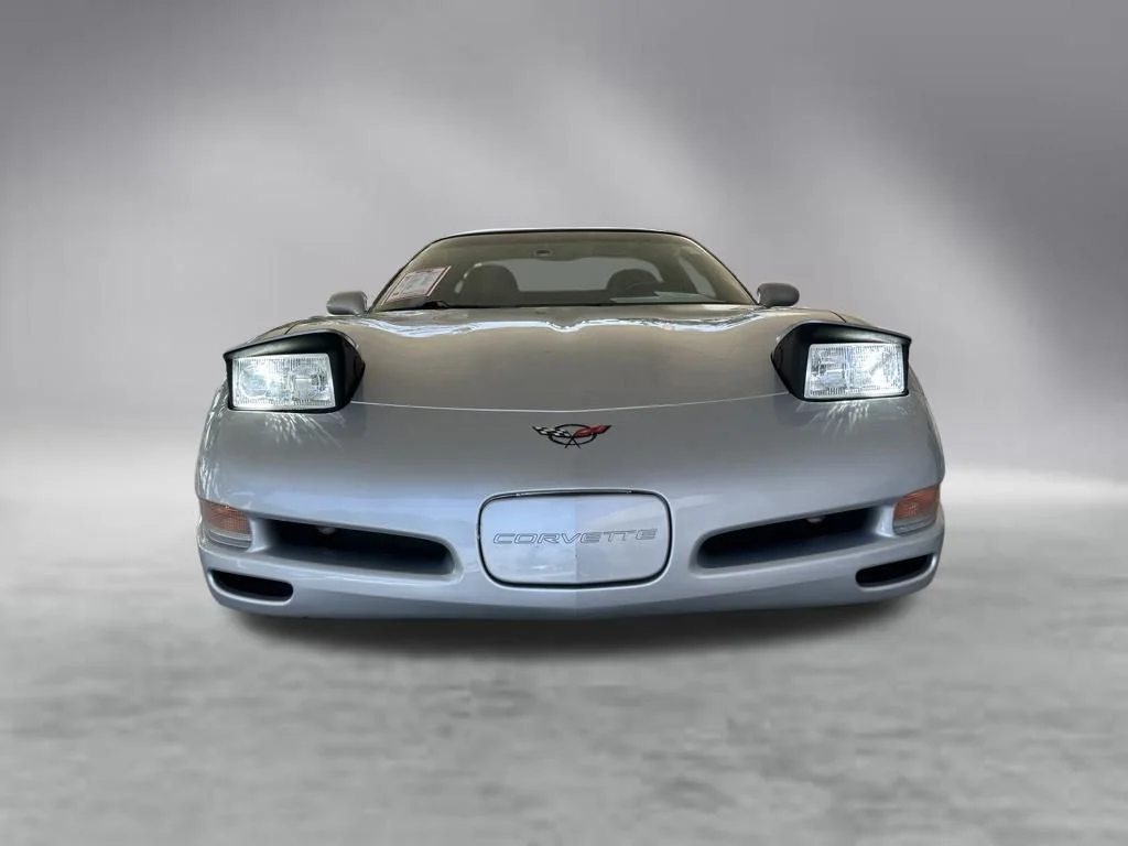 Used 2000 Silver Chevrolet Base image 12
