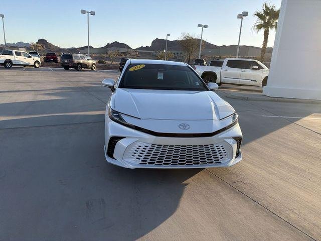 Certified Used 2025 WIND CHILL PEARL Toyota  image 2