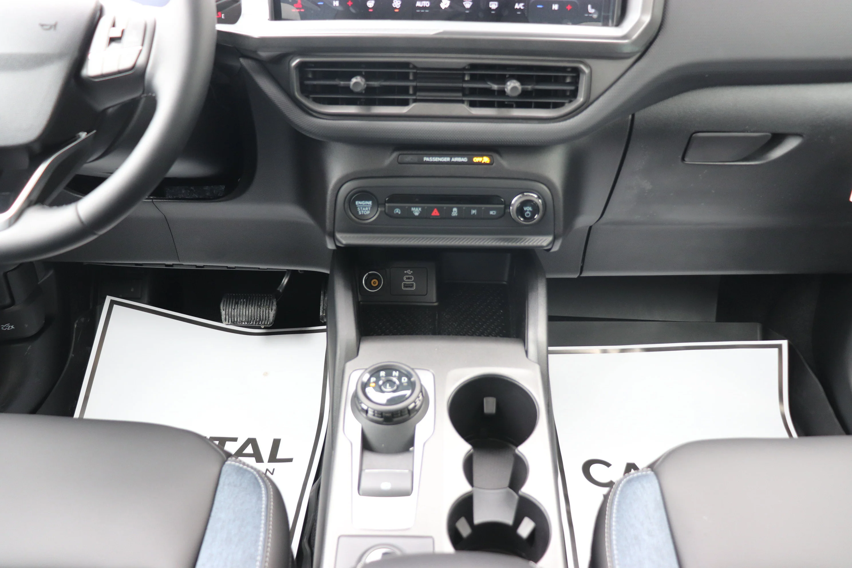 New 2026 CARBONIZED GREY Ford Outer Banks image 11