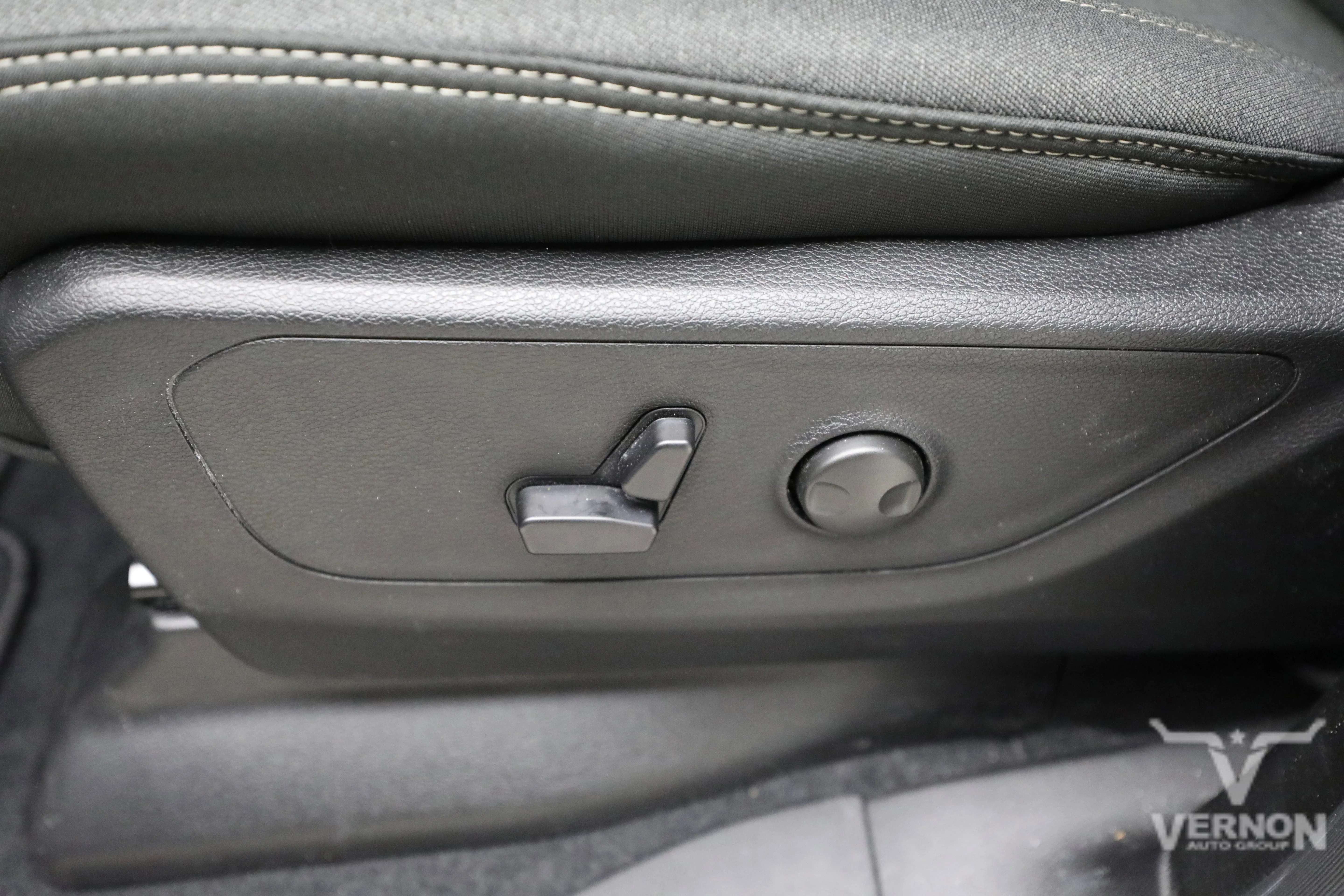 New 2026 Ram 1500 SLT Lonestar Crew Cab 4x4