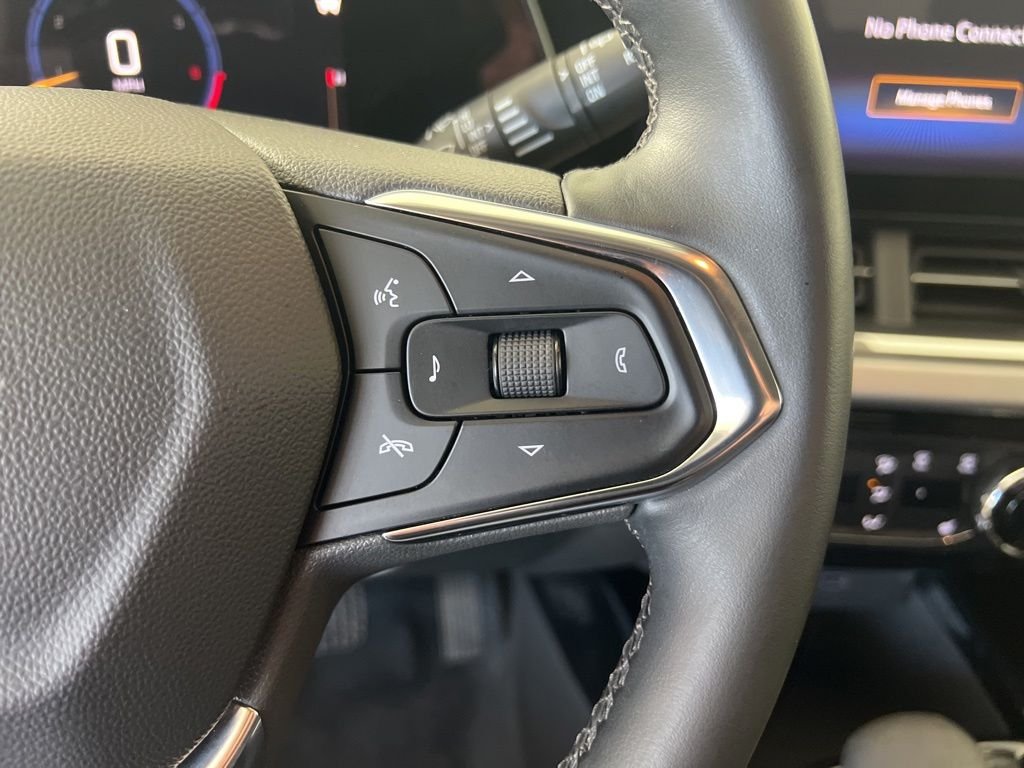Used 2024 Gray Chevrolet LT image 9