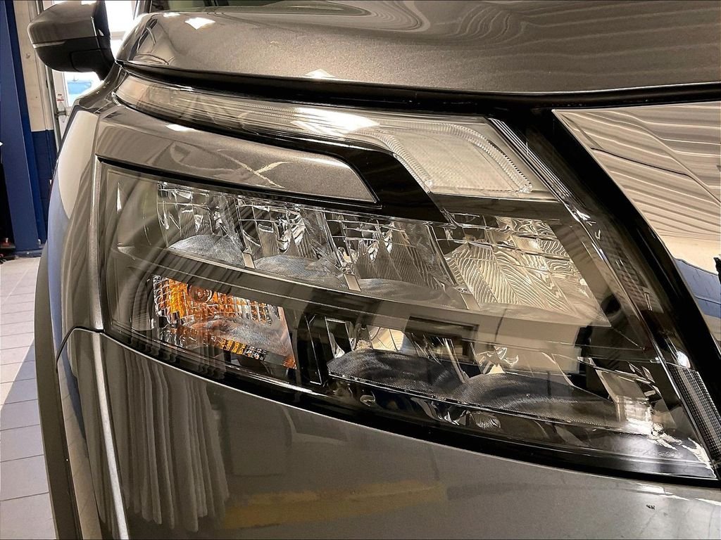 Certified Used 2023 Gray Nissan SV image 33