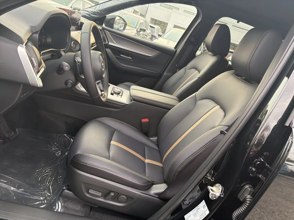 New 2026 Jet Black Mica Mazda 3.3 Turbo S Premium image 14