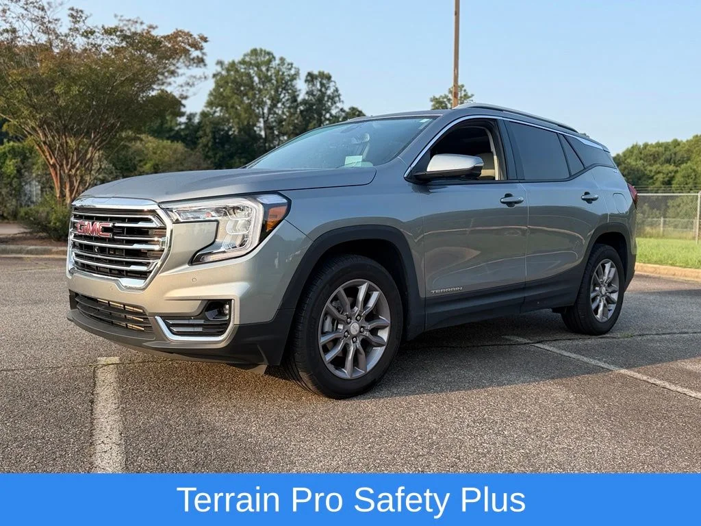 Used 2023 Silver GMC SLT image 13