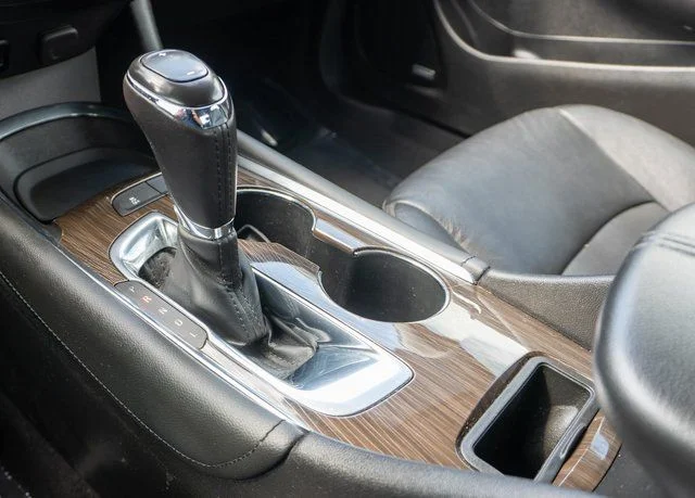Used 2018 White Chevrolet Premier image 34
