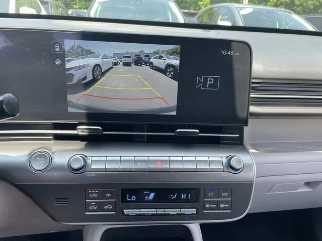 Used 2025 Gray Hyundai SEL image 23