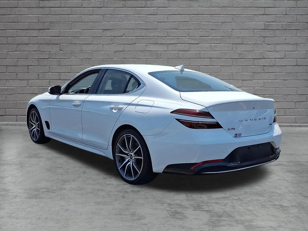 Used 2023 White Genesis 2.0T AWD image 37